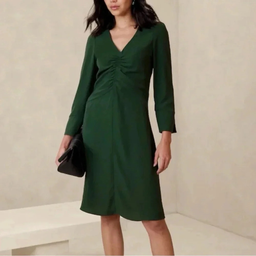 NWT Banana Republic Shirred Midi Dress